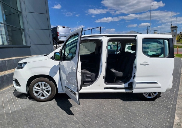 Toyota Proace City Verso cena 86900 przebieg: 141978, rok produkcji 2020 z Ząbki małe 596